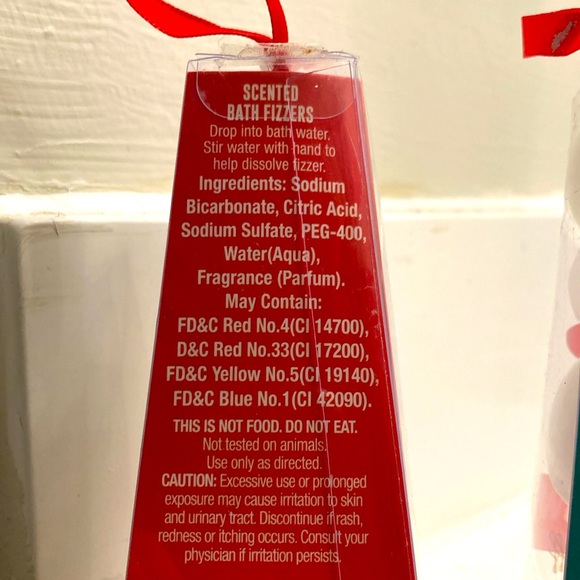 NWT set of scented bath fizzer trio. Great stocking stuffers - Picture 6 of 9